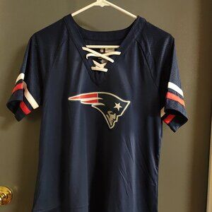 New England Patriots Women's L Jersey Shirt Short Sleeve Bedazzled Laced Logo